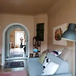 Bel Appartement Hausmannien Dans Le Centre De Paris