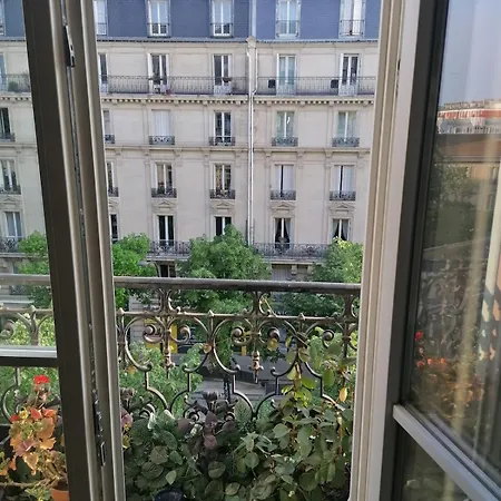 Bel Hausmannien Dans Le Centre De Appartamento *